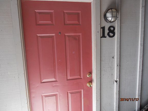2nd image of 1109 NW Lincoln Ave APT 18