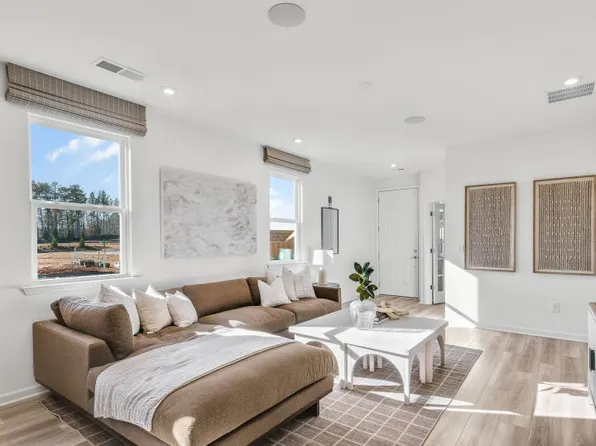 215 Ravenna, Griffin, GA 30223