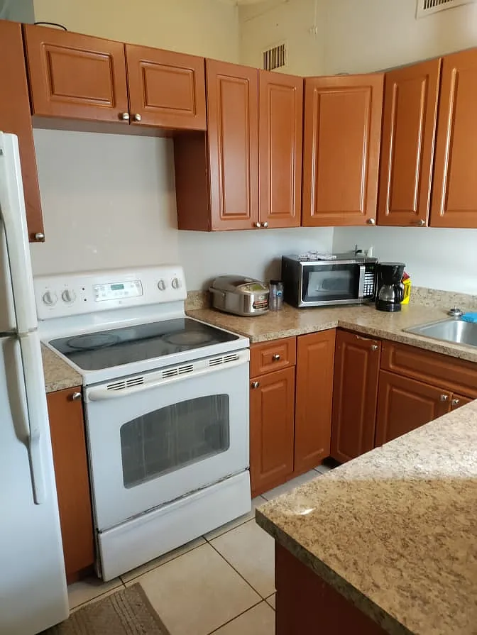 4 bed, 1136 sqft, $850 — Photo 3