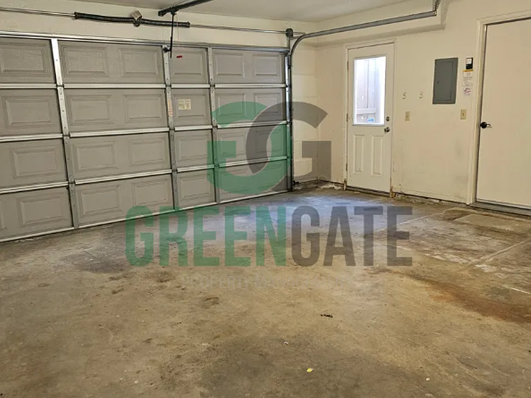 3557 Claremont Ave — Photo 27