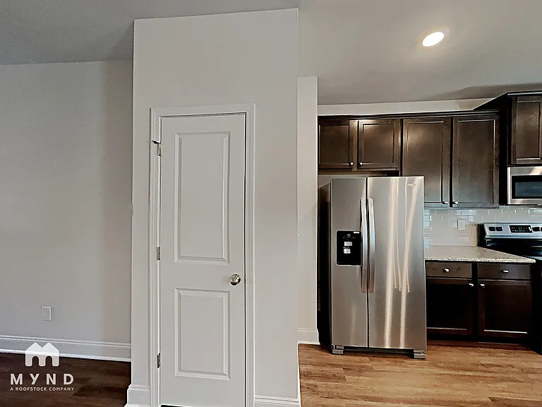 10143 Benton Woods Dr — Photo 7