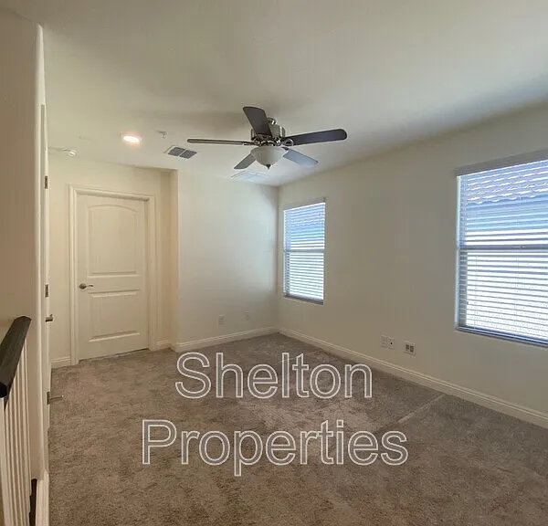 1723 N 208th Ave — Photo 7