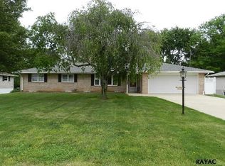 5210 Board Rd, Mount Wolf, PA 17347