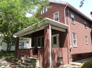 464 N Charlotte St, Pottstown, PA