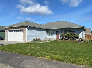 50 Nesting Pl, Sequim, WA 98382