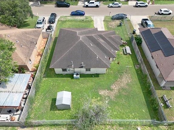 3rd image of 1107 Blake St