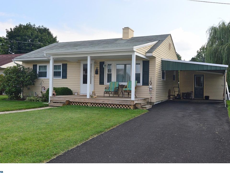 1st image of 32 Hain Ave