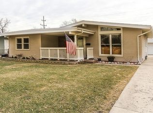 2505 Fulle St, Rolling Meadows, IL 60008