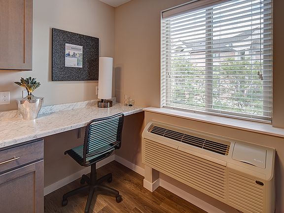 4th image of 1305 Madison St APT 104