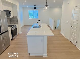 580 Via Chelsea, Camarillo, CA 93012