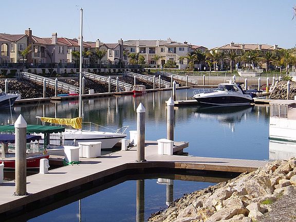 Located next to nearby marina