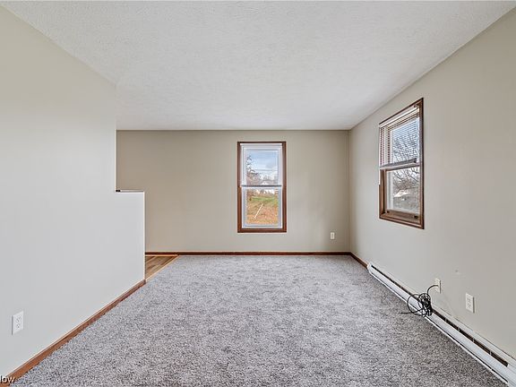 5th image of 964 Allen Dr