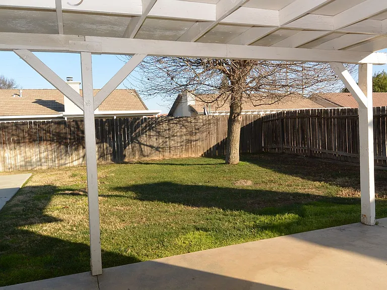 1420 S Arroyo — Photo 13