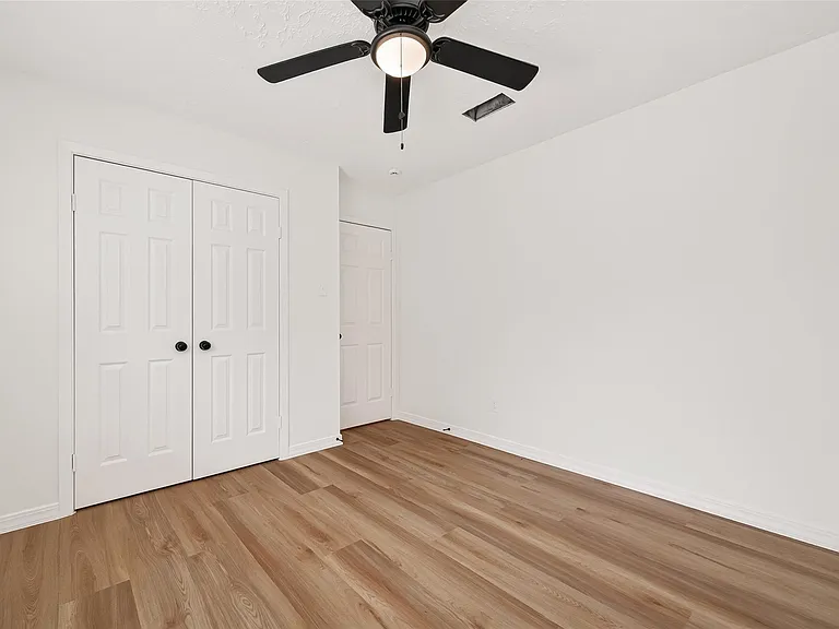 2334 Autumn Springs Ln — Photo 12