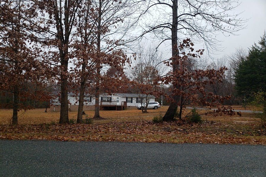 1st image of 1058 Alex Ln