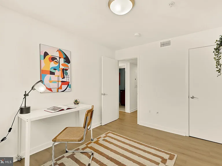 1423 Newton St NW #204 — Photo 22