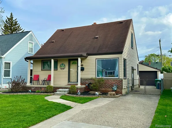 28563 Rush St, Garden City, MI 48135