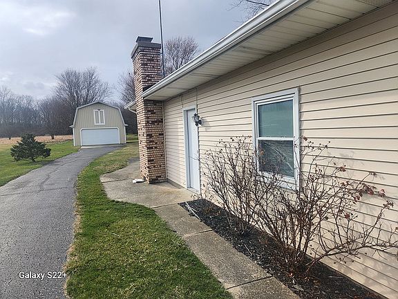 5th image of 8057 Crabb Rd