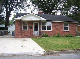 1065 Willis Dr, Jacksonville, FL 32205