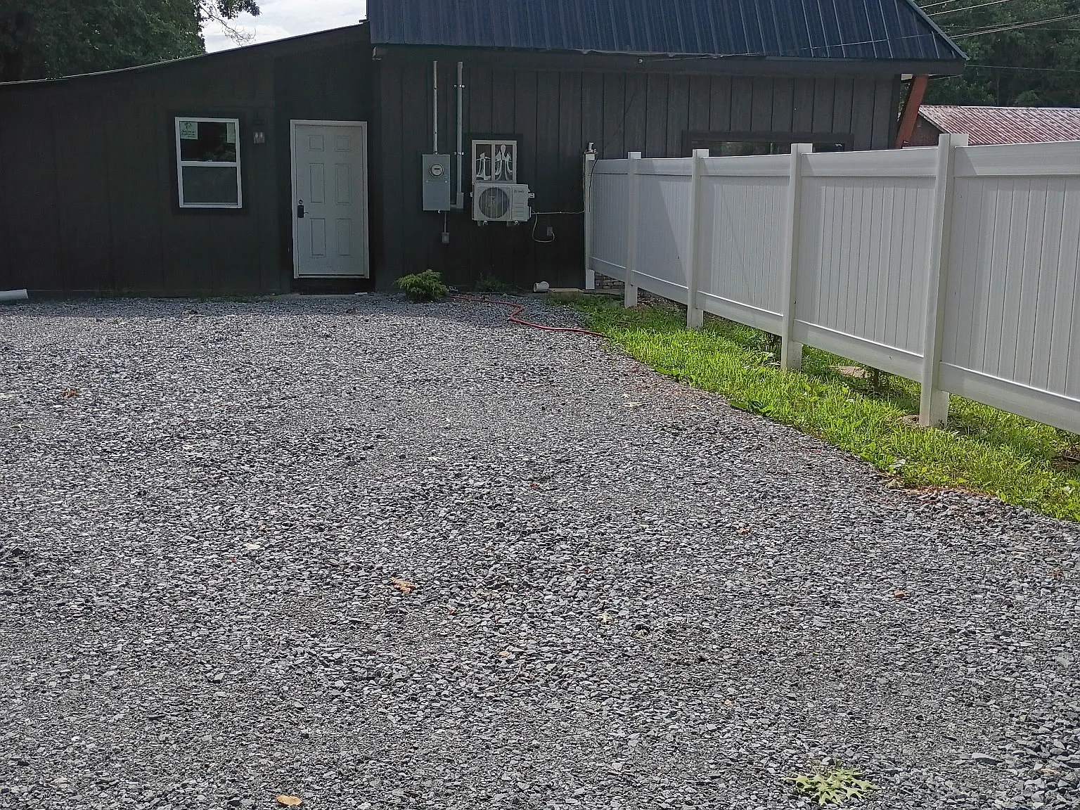 2 bed, 1100 sqft, $1,650 — Photo 1