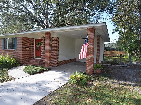 4th image of 7904 Catawba Dr