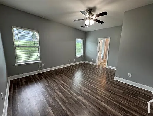648 Stevens Pl — Photo 6