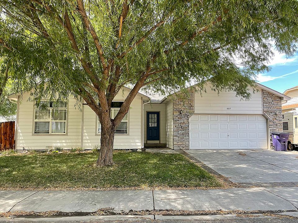 1st image of 605 Quail Hollow Ct