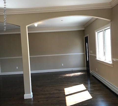 5th image of 229 Wiman Ave #1