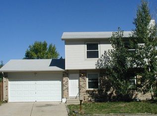 3722 S Pitkin Ct, Aurora, CO 80013