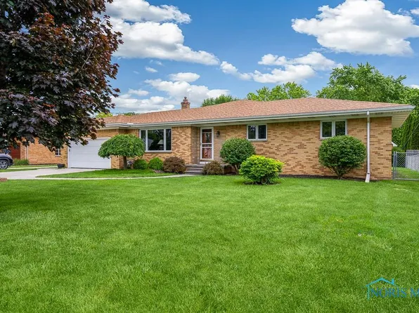 145 S Berlin Ave, Oregon, OH 43616