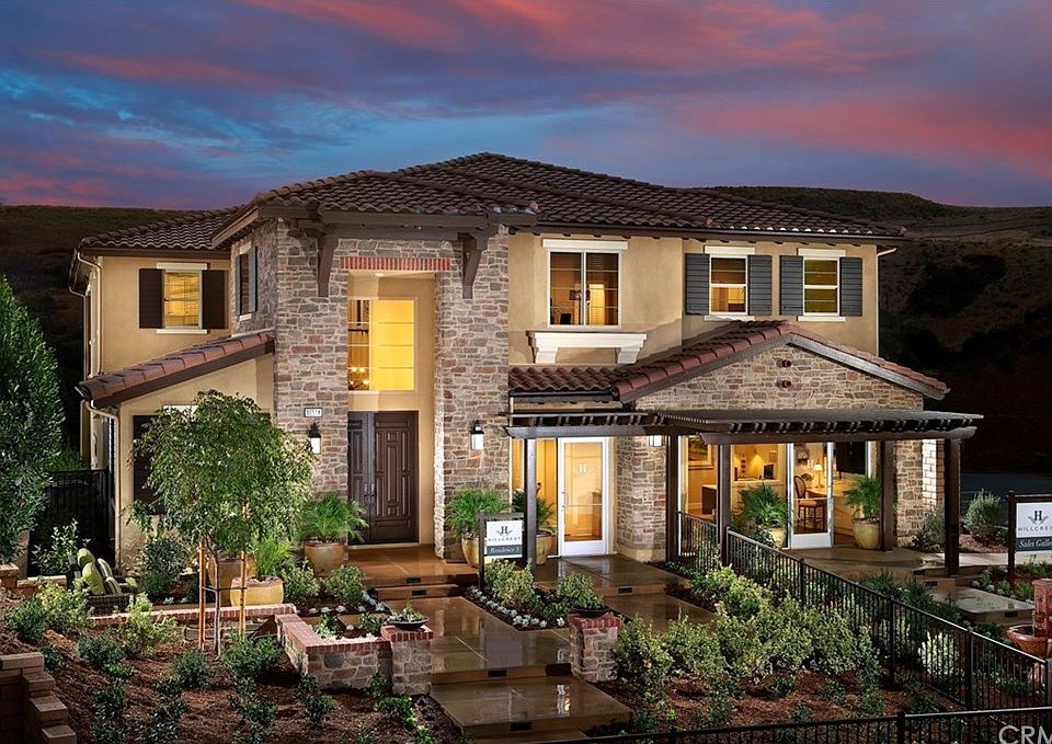 1st image of 952 Feather Hollow Ct