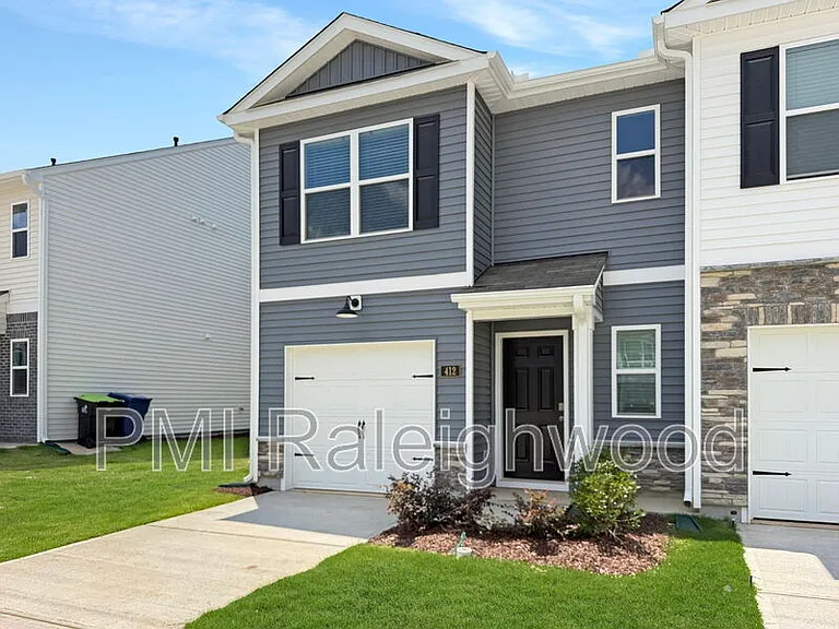 412 Cherry Laurel Dr — Photo 3