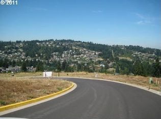 13501 SE Mountain Crest Dr, Happy Valley, OR 97086