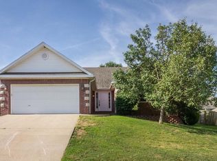 261 Hunter Allen Dr, Springdale, AR 72764