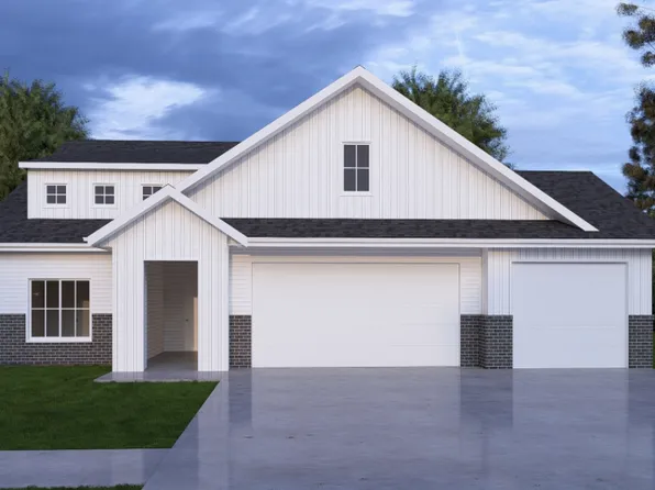 3636 Decorah Way S, Fargo, ND 58104