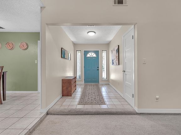 2nd image of 256 Dominica Cir W