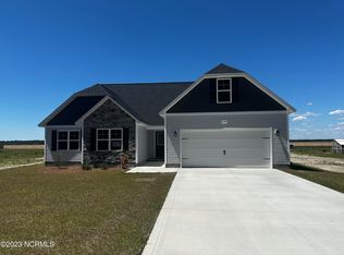 834 Five Mile Rd, Richlands, NC 28574