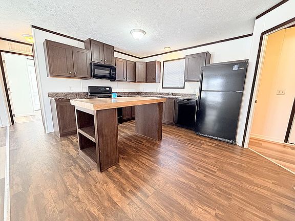 3rd image of 534 E 37th Ave Lot 570