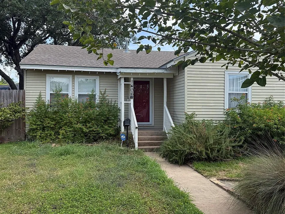 1406 Kirwin St