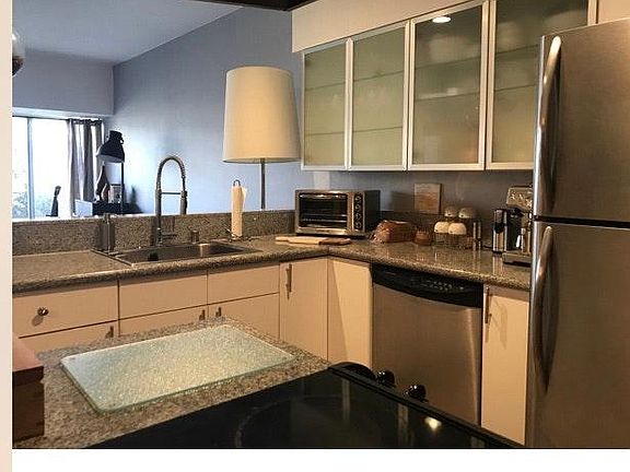 4th image of 1155 N La Cienega Blvd APT 503