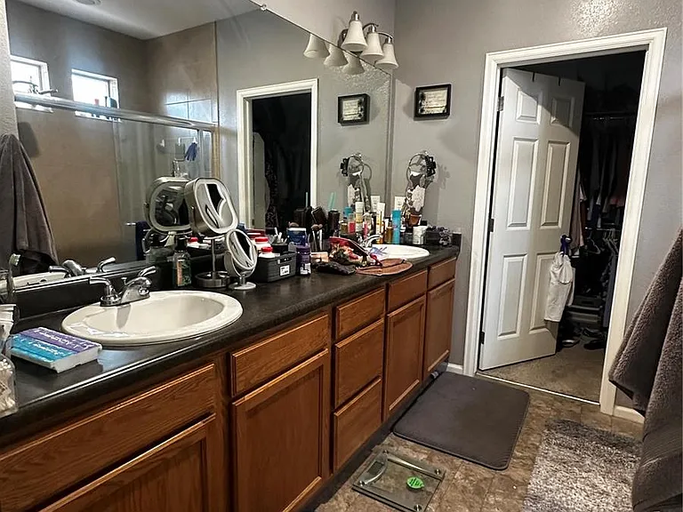 10562 Racine Cir — Photo 9