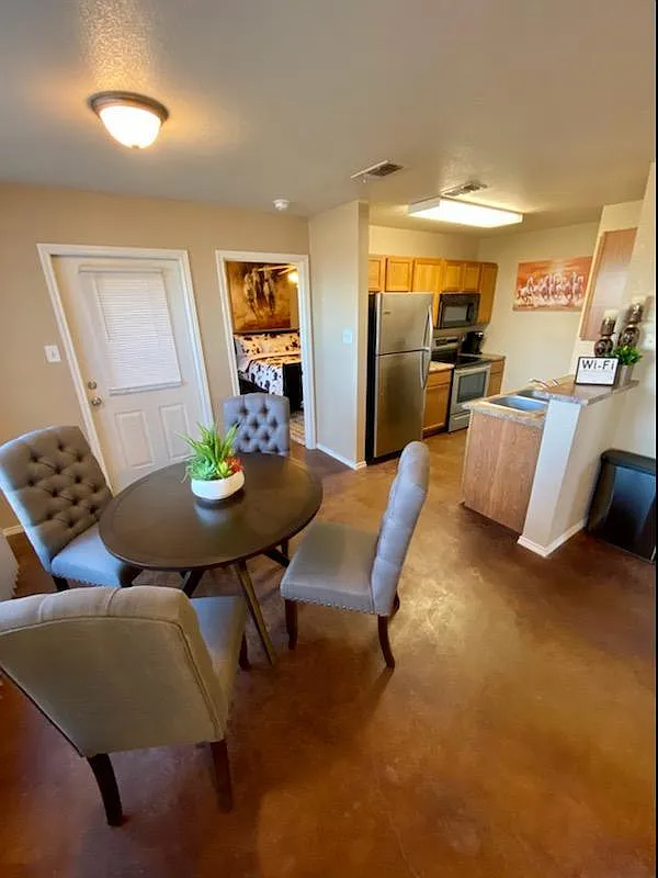 4904 Private Road 1305 — Photo 1