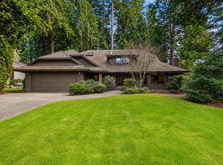 1768 Amble Greene Dr, Surrey, BC V4A 6P4