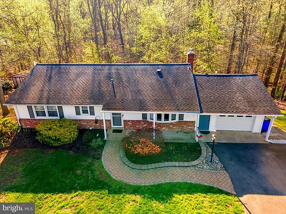 2nd image of 4299 Wendy Ct