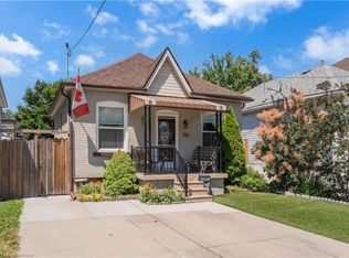 111 London St N, Hamilton, ON L8H4B4