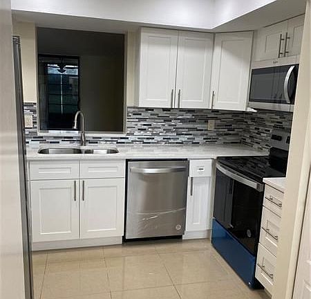4th image of 7400 NW 18th St APT 106