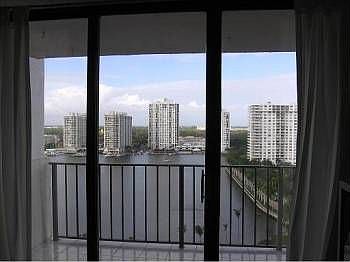 3rd image of 18181 NE 31st Ct APT 1603