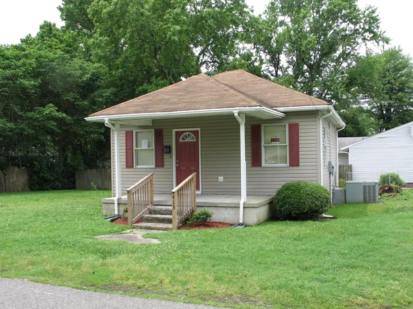 413 Pennsylvania Ave, Hampton, VA 23661