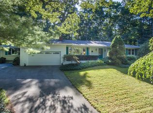 3 Pheasant Cir, Huntington, NY 11743