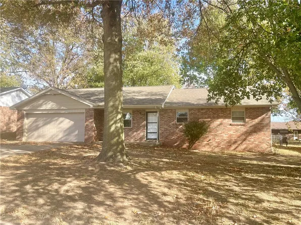 2307 Ann St, Springdale, AR 72762